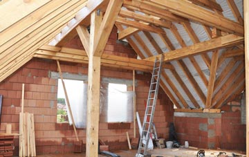 Yondercott attic trusses